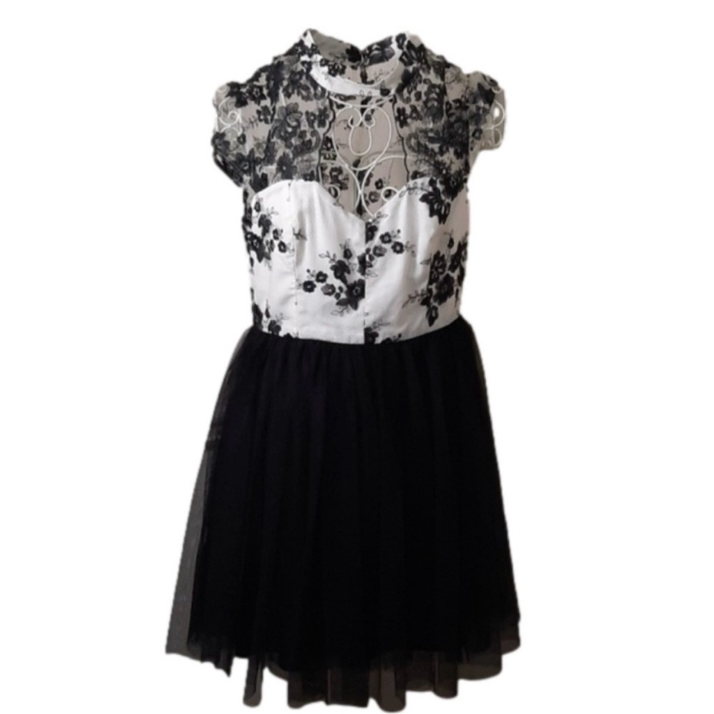 BCBGeneration Black and White Floral Dress